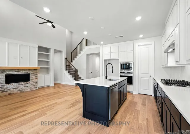 Photo 2 of Sale Pending at 8038 Petal Rest, Schertz, TX 78154 | MLS# 1914304 | Listing updated on 2025-10-10