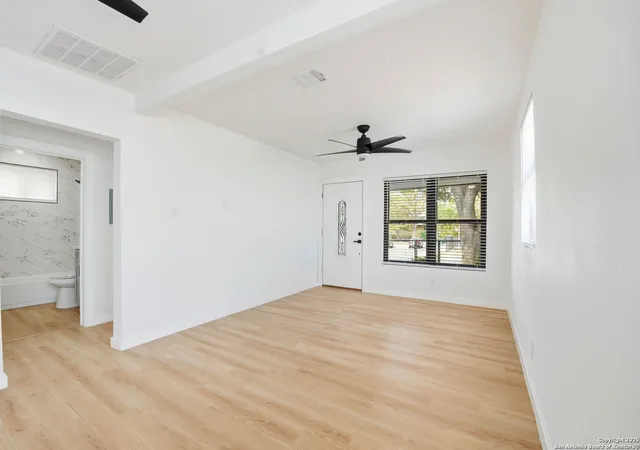 5th image of 114 Alexander, San Antonio, TX 78201 | MLS# 1914311