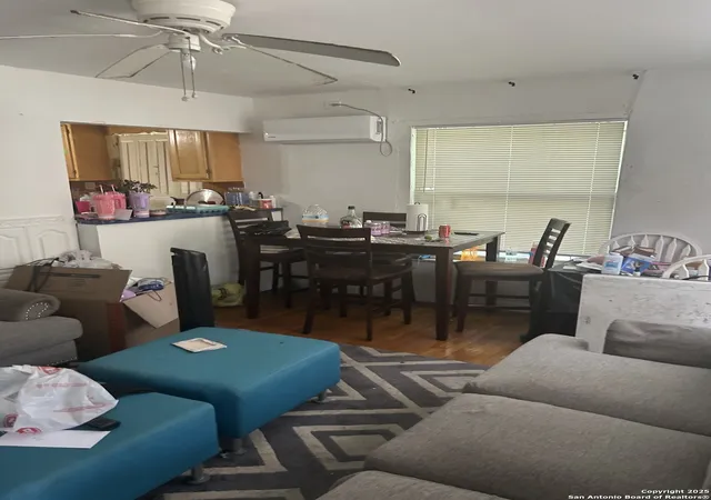 2nd image of 2214 W Cesar E Chavez, San Antonio, TX 78207 | MLS# 1914340