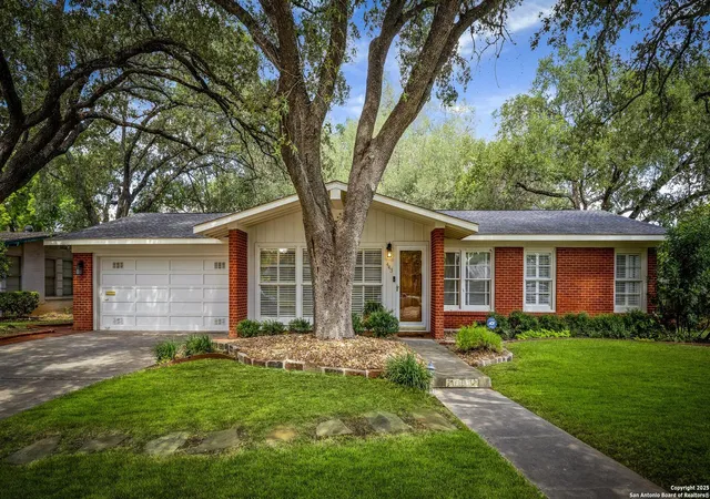 2nd image of 443 Oak Glen, San Antonio, TX 78209 | MLS# 1914359
