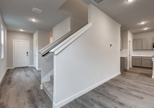 3rd image of 9015 Sand Dune Vis, San Antonio, TX 78222 | MLS# 1914368