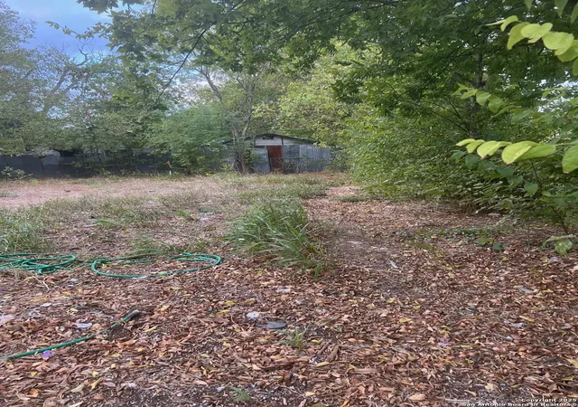 Photo 3 of Land for sale at 1807 Hidalgo St, San Antonio, TX 78207 | MLS# 1914473 | Listing updated on 2025-10-21