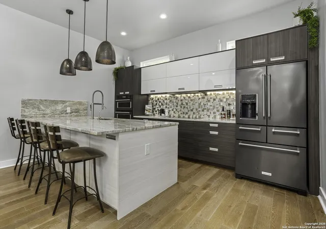 Photo 4 of Single family home for sale at 326 Clay #102, San Antonio, TX 78204 | MLS# 1914479 | Listing updated on 2026-03-28