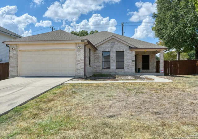 Photo 2 of Sale Pending at 4919 Wood Glen, San Antonio, TX 78244 | MLS# 1914500 | Listing updated on 2025-12-05