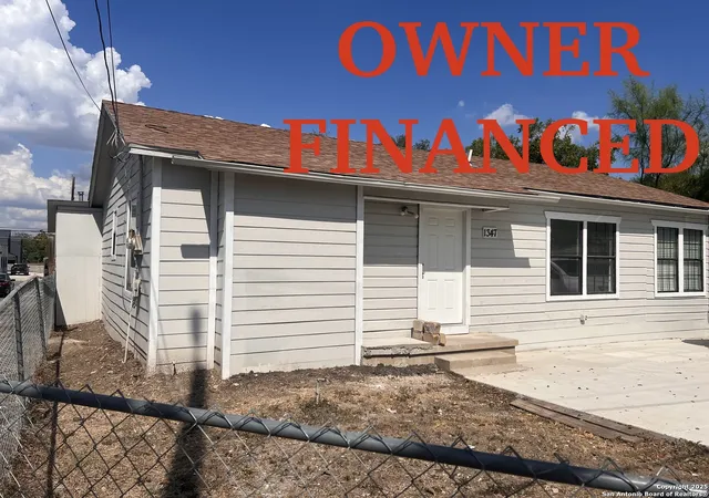 Homes for sale in San Antonio, TX | 1347 W Lullwood Ave, San Antonio, TX 78201 | MLS# 1914512