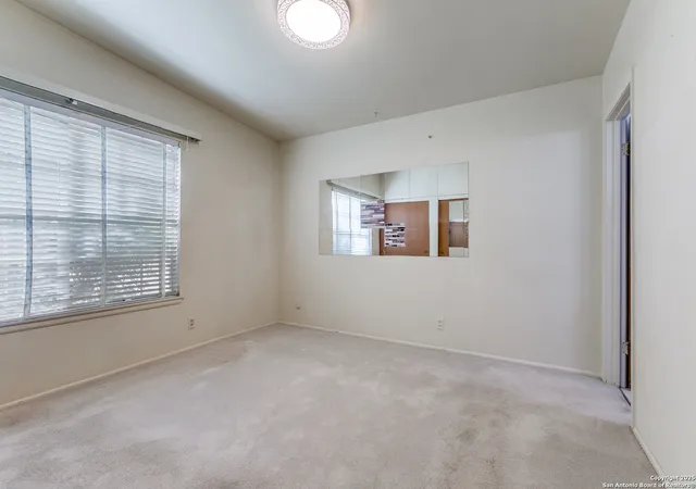 Photo 3 of Single family home for sale at 1015 Mount Serolod, San Antonio, TX 78213 | MLS# 1914535 | Listing updated on 2025-10-21