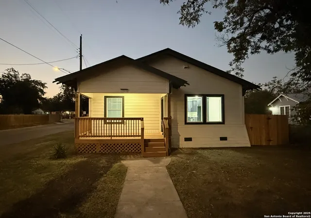 Homes for sale in San Antonio, TX | 1048 Gibbs, San Antonio, TX 78202 | MLS# 1914552