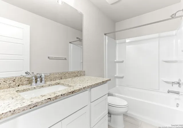 Photo 3 of Single family home for sale at 310 W Evergreen St #107, San Antonio, TX 78212 | MLS# 1914558 | Listing updated on 2026-01-31