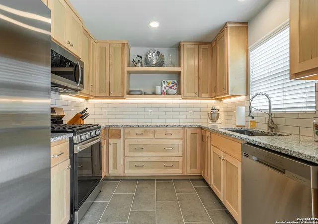 4th image of 414 Trudell, San Antonio, TX 78213 | MLS# 1914569