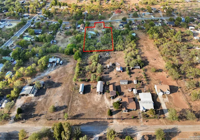 Photo 3 of Land for sale at 518 W Villaret Blvd, San Antonio, TX 78221 | MLS# 1914575 | Listing updated on 2026-02-13