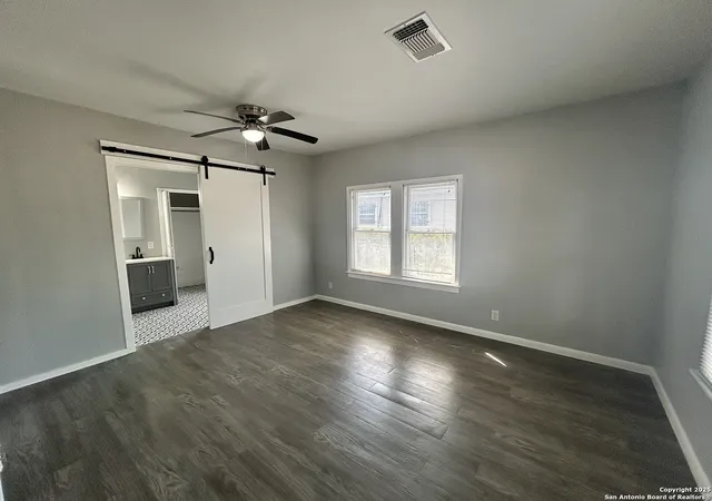 Photo 3 of Sale Pending at 255 E Sayers, San Antonio, TX 78214 | MLS# 1914704 | Listing updated on 2026-01-06