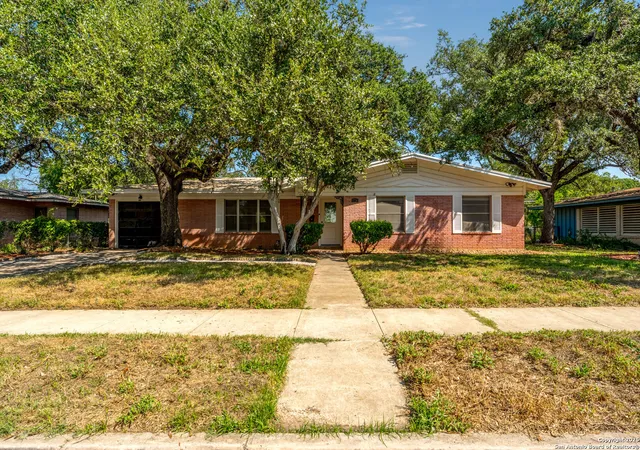 2nd image of 543 Freiling, San Antonio, TX 78213 | MLS# 1914713