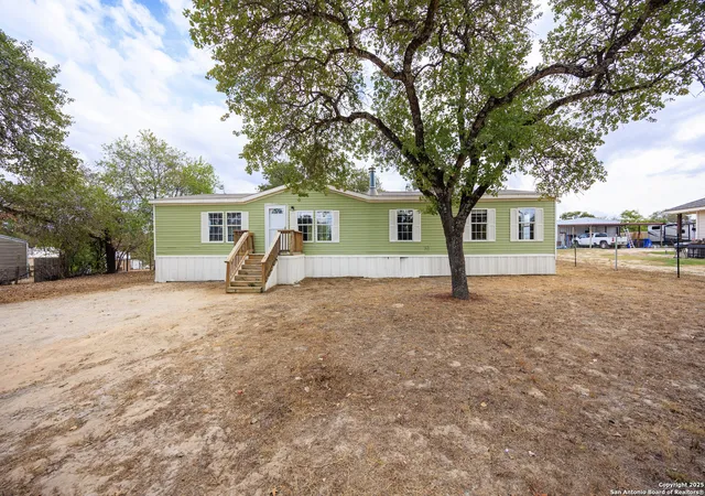 Photo 3 of Sale Pending at 4310 Redtop Hl Dr, Elmendorf, TX 78112 | MLS# 1914735 | Listing updated on 2026-01-16