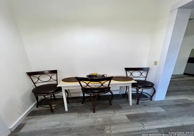 Photo 4 of Single family home for sale at 508 E Corpus Christi, Beeville, TX 78102 | MLS# 1914747 | Listing updated on 2025-10-22
