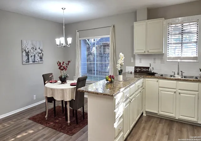 Photo 4 of Sale Pending at 7530 Meadow Green, San Antonio, TX 78251 | MLS# 1914770 | Listing updated on 2025-10-28