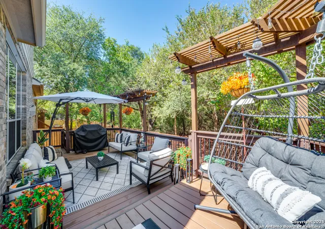 Photo 2 of Sale Pending at 514 Aster Trl, San Antonio, TX 78256 | MLS# 1914792 | Listing updated on 2025-11-11