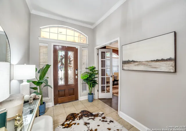 Photo 3 of Sale Pending at 514 Aster Trl, San Antonio, TX 78256 | MLS# 1914792 | Listing updated on 2025-11-11