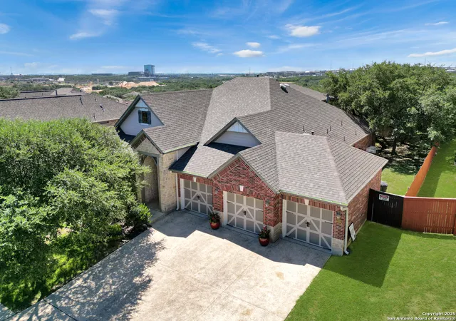 Photo 3 of Sale Pending at 1222 Ashbury Bay, San Antonio, TX 78258 | MLS# 1914829 | Listing updated on 2025-10-31