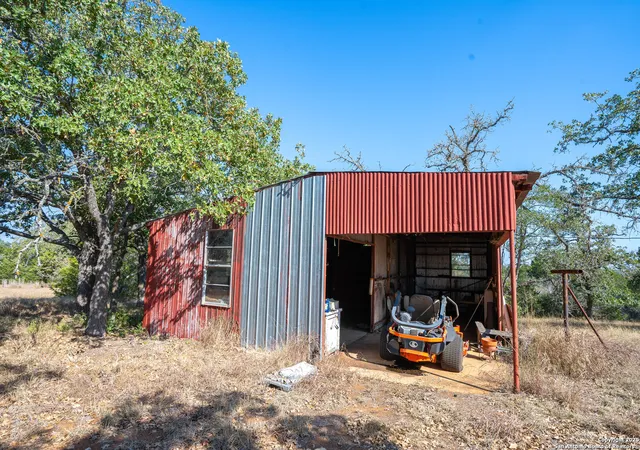 Photo 4 of Sale Pending at 3779 Mule Crk Rd, Harwood, TX 78632 | MLS# 1914923 | Listing updated on 2026-02-11