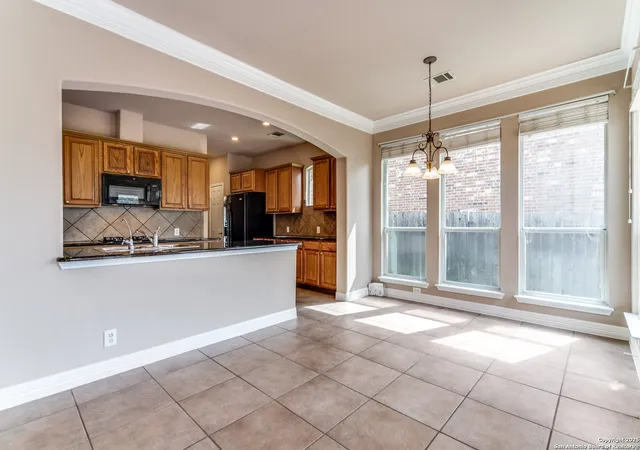 Photo 4 of Single family home for sale at 3354 Highline, San Antonio, TX 78261 | MLS# 1914924 | Listing updated on 2025-10-12
