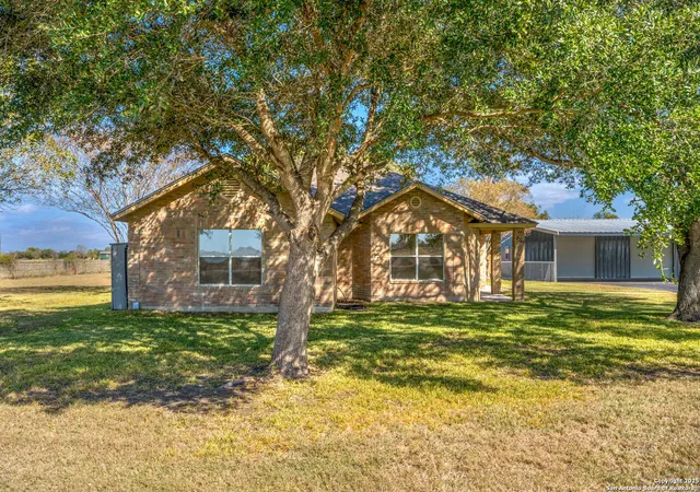 Photo 3 of Sale Pending at 2767 Haeckerville, Cibolo, TX 78108 | MLS# 1914940 | Listing updated on 2026-02-22
