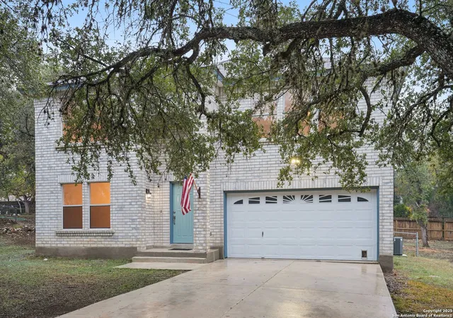 Photo 2 of Single family home for sale at 1923 Town Oak, San Antonio, TX 78232 | MLS# 1914957 | Listing updated on 2025-12-18