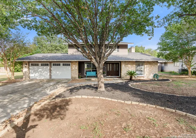 Photo 4 of Sale Pending at 3514 Millgrove, San Antonio, TX 78230 | MLS# 1914973 | Listing updated on 2026-01-14