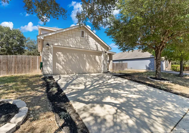 3rd image of 8119 Running Hollow, Schertz, TX 78154 | MLS# 1914976