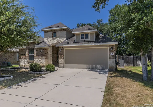 Photo 1 of Single family home for sale at 11425 Holly, Schertz, TX 78154 | MLS# 1915082 | Listing updated on 2025-12-02
