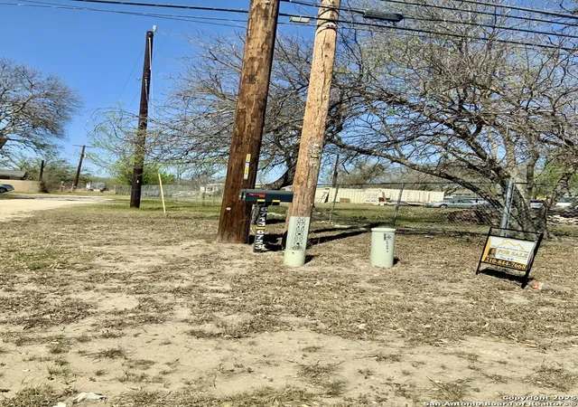 Photo 1 of Land for sale at 6723 W Commerce, San Antonio, TX 78227 | MLS# 1915118 | Listing updated on 2026-05-17