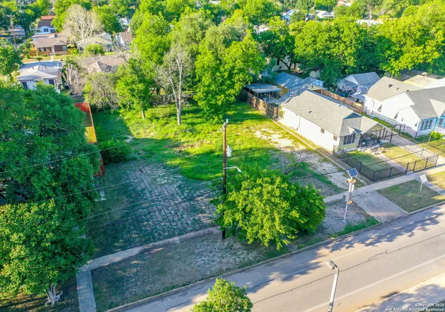 Photo 3 of Land for sale at 255 N Park Blvd, San Antonio, TX 78204 | MLS# 1915133 | Listing updated on 2026-02-21
