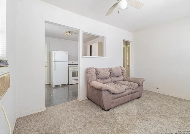 Homes for sale in San Antonio, TX | 442 Sw 41St St, San Antonio, TX 78237 | MLS# 1915187