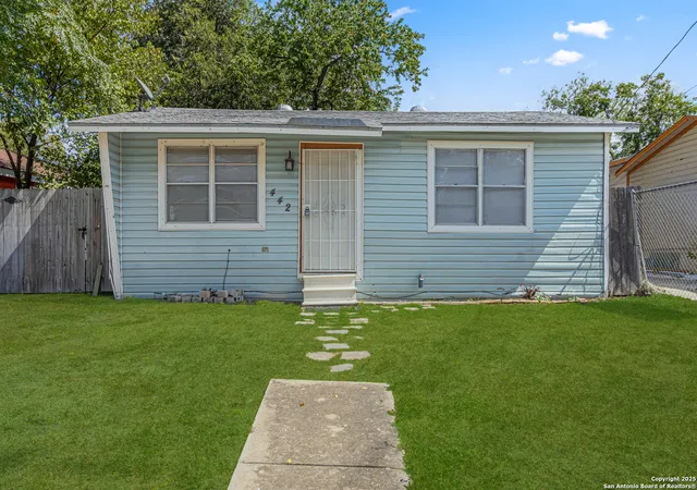 Homes for sale in San Antonio, TX | 442 Sw 41st St, San Antonio, TX 78237 | MLS# 1915187
