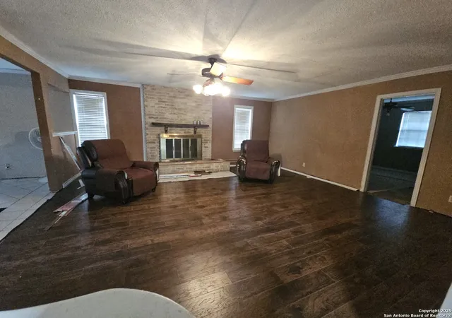 Photo 4 of Sale Pending at 6410 Greencastle St, San Antonio, TX 78242 | MLS# 1915205 | Listing updated on 2026-01-30