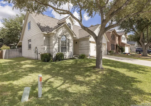 Photo 4 of Sale Pending at 1109 Arbor Dawn, Schertz, TX 78154 | MLS# 1915221 | Listing updated on 2025-11-06