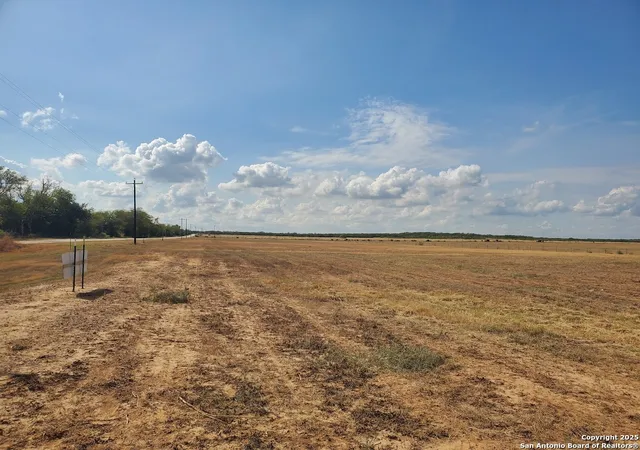 3rd image of 876 County Road 1670, Moore, TX 78057 | MLS# 1915225