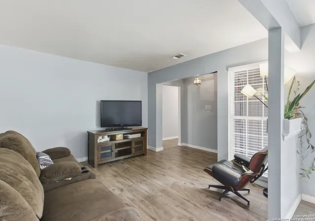 Photo 4 of Sale Pending at 703 Coronet, San Antonio, TX 78216 | MLS# 1915243 | Listing updated on 2026-01-22