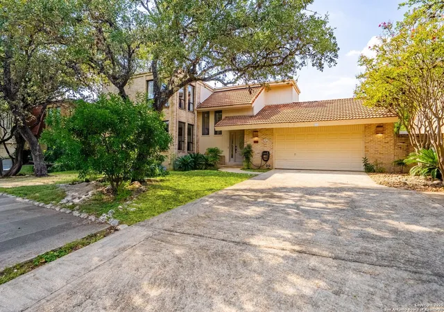Photo 2 of Sale Pending at 12026 Mission Tr, San Antonio, TX 78230 | MLS# 1915253 | Listing updated on 2026-02-16