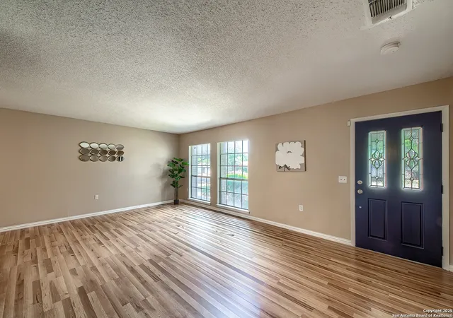 5th image of 12830 Independence, San Antonio, TX 78233 | MLS# 1915272