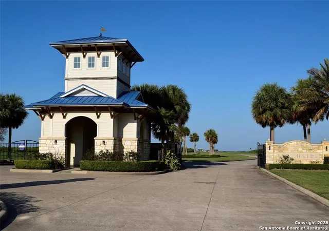 2nd image of 3410 Beachside Blvd, Palacios, TX 77465 | MLS# 1915299