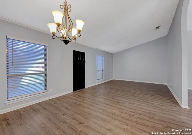 5th image of 8226 Zodiac, Universal City, TX 78148 | MLS# 1915320