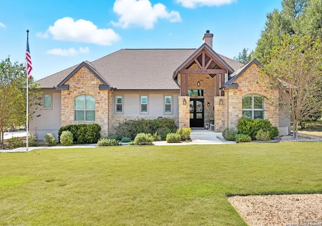 Photo 1 of Single family home for sale at 1627 Bussola, New Braunfels, TX 78132 | MLS# 1915338 | Listing updated on 2026-01-19