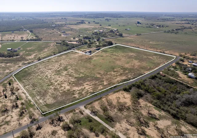 2nd image of 19825 Benton City, Somerset, TX 78069 | MLS# 1915348