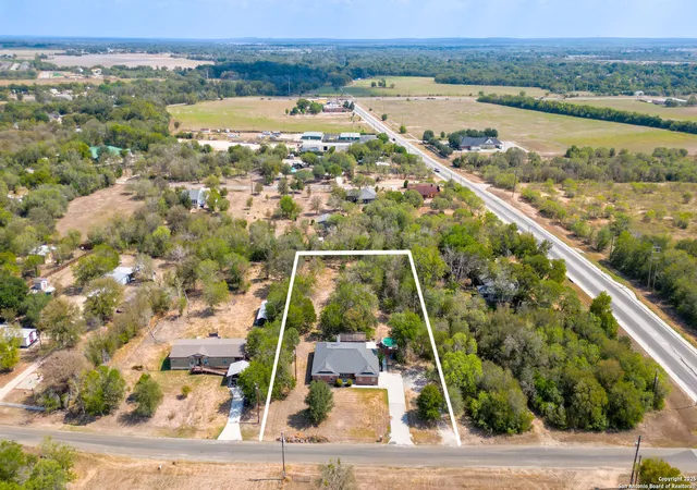 17th image of 105 Tomahawk, Seguin, TX 78155 | MLS# 1915377