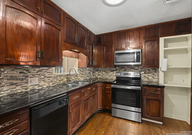 Photo 1 of Sale Pending at 502 Brookview, San Antonio, TX 78213 | MLS# 1915382 | Listing updated on 2025-11-25