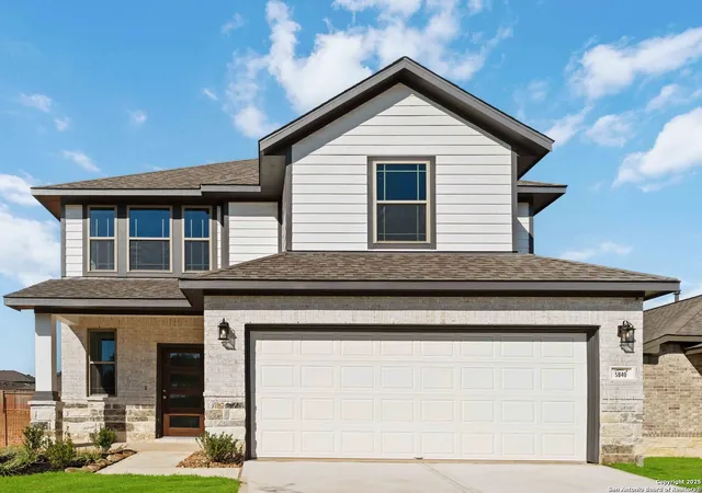 Photo 2 of Sale Pending at 8616 Merlin Cvs, San Antonio, TX 78218 | MLS# 1915411 | Listing updated on 2026-01-12
