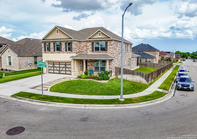4th image of 105 Colonial, Universal City, TX 78148 | MLS# 1915449