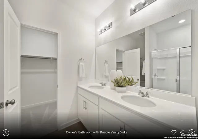 Photo 3 of Single family home for sale at 105 Lindheimer, San Marcos, TX 78666 | MLS# 1915471 | Listing updated on 2025-10-25