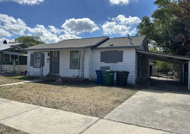 Photo 2 of Single family home for sale at 2130 Burnet, San Antonio, TX 78202 | MLS# 1915528 | Listing updated on 2025-11-03
