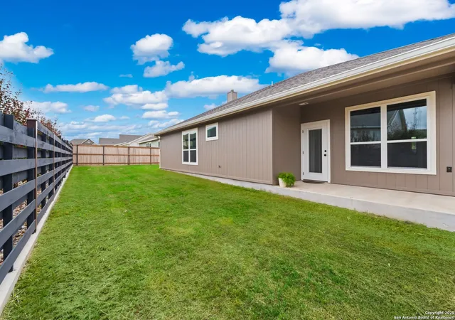 26th image of 808 Gray Oak, Fredericksburg, TX 78624 | MLS# 1915530